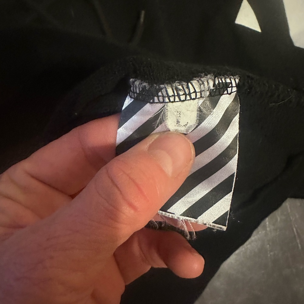 Off-White Black Hoodie with Mona Lisa Print - Picture 4 of 4